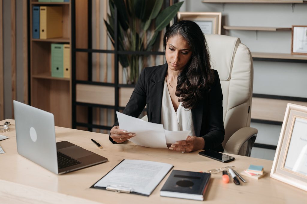 Converting an in-house legal team to a successful legal firm ROI(ή) Operations